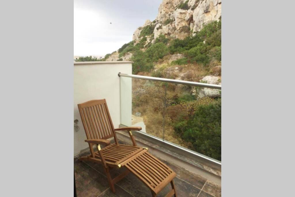 Mellieha Luxury Penthouse With Sea & Country Views Apartment Exterior photo